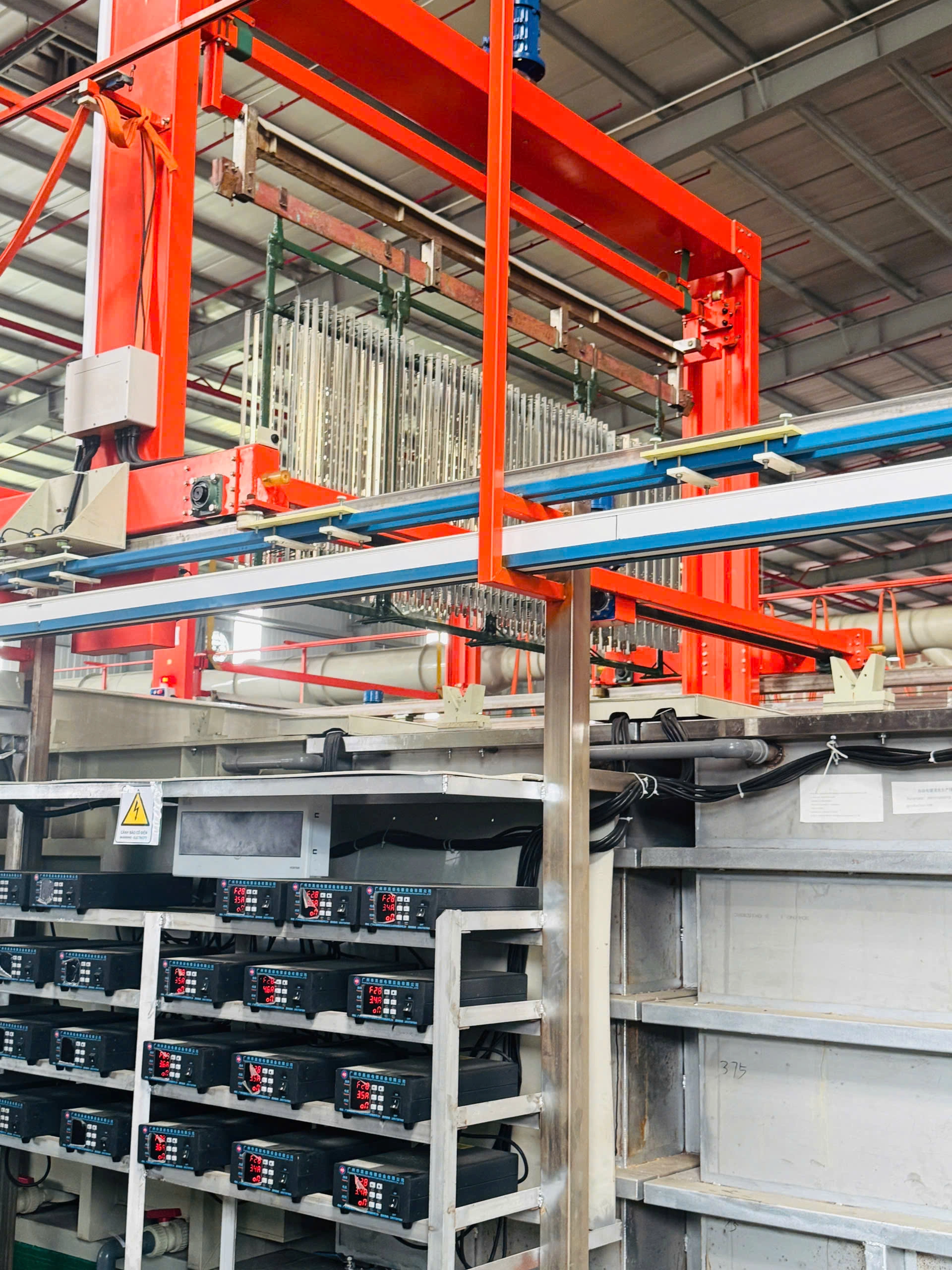Dây chuyền mạ treo tự động